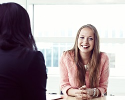 Personāla atlases programmas nodrošina interviju piezīmju un citas kandidāta informācijas ērtu saglabāšanu.