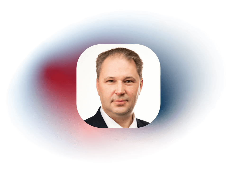 Runatajs-VALDIS-MAJORS (1).png
